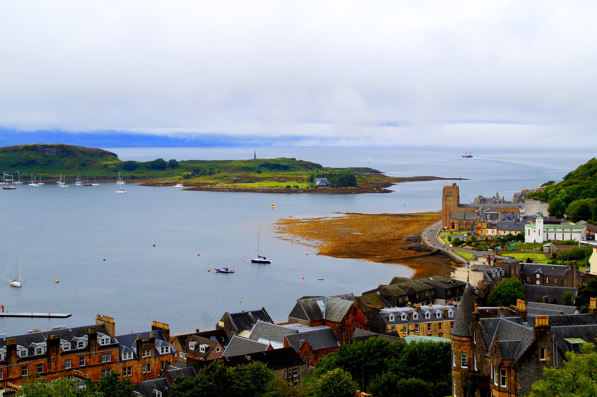 Oban & The Enchanting Isles of Mull & Iona 