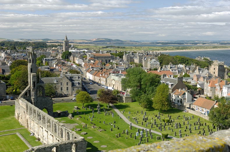 Glamis Castle, St Andrews and the Scottish Coast 