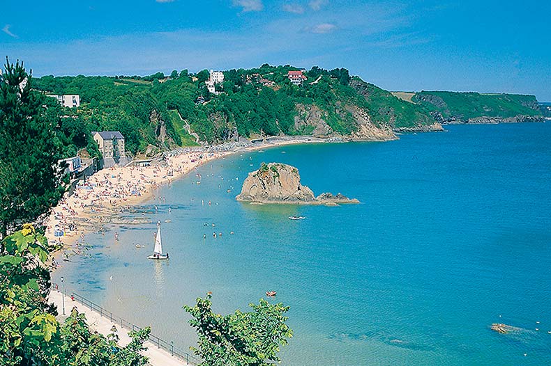 Pembrokeshire Coastline & Picton Castle 